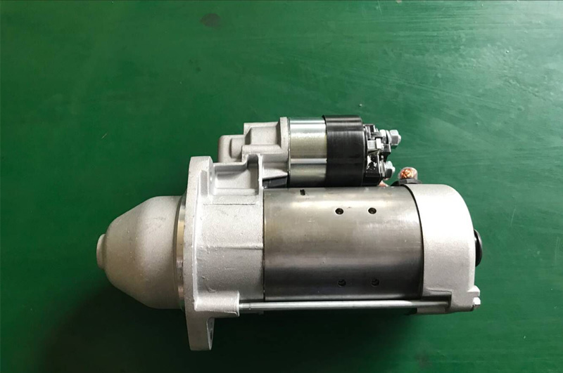 Starter Motor 01183599