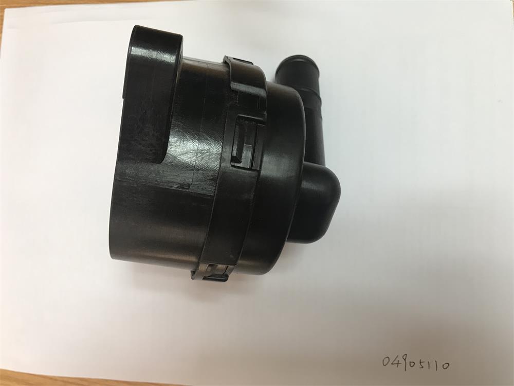 Crankcase breather 04905110