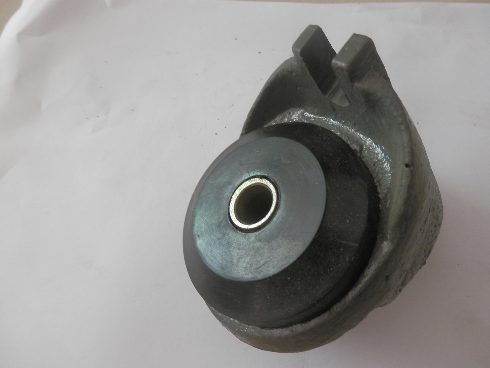 Mounting foot 04235813
