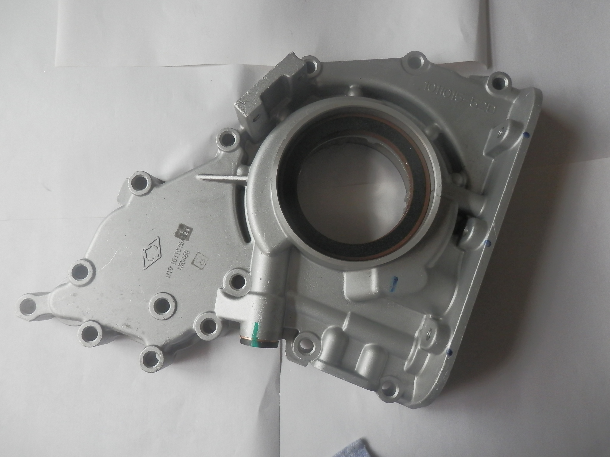 Oil pump/frontcover 04289740