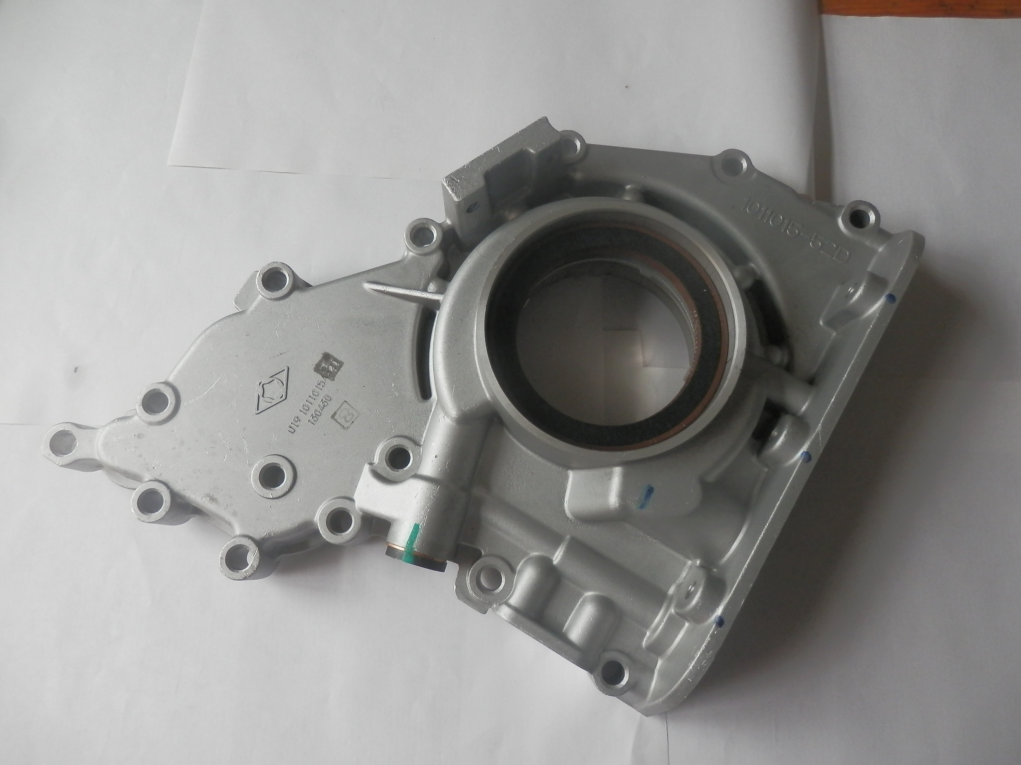 Oil pump/frontcover 04289740