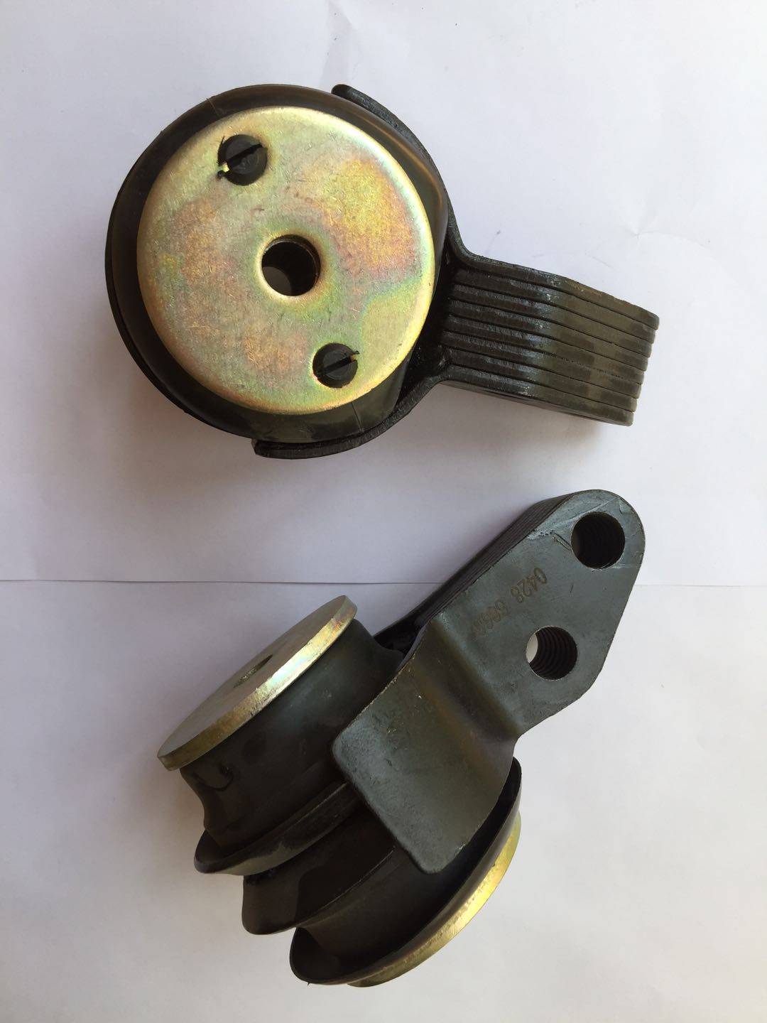 Mounting foot 04286860