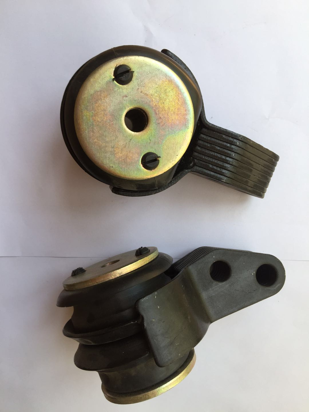 Mounting foot 04286860