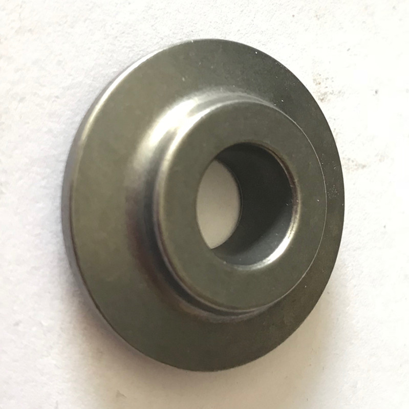 Valve spring retain 04200114