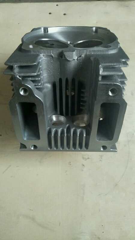 Cylinder head 04235409
